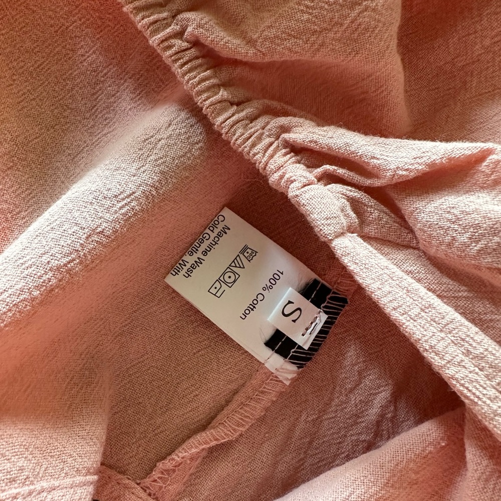 Amazon Pink Two-Piece Set - Picture 2 of 3